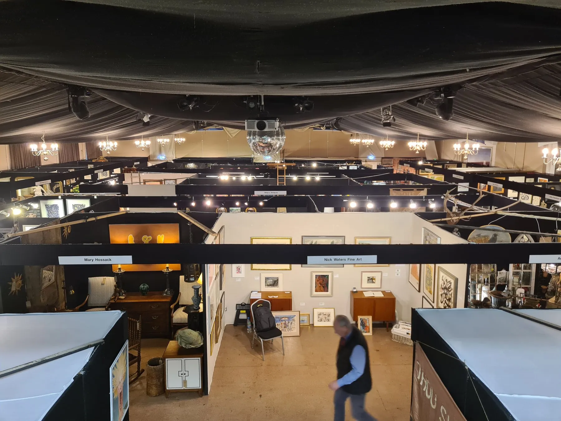 Bath Decorative Antiques Fair
